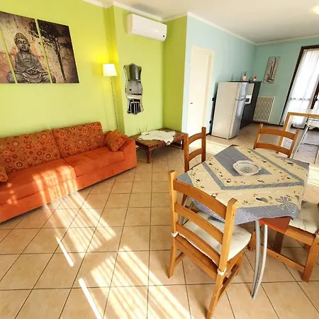 Holiday home Il Glicine Sul Garda A Schiera *