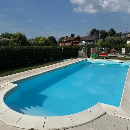 Holiday home Il Glicine Sul Garda A Schiera