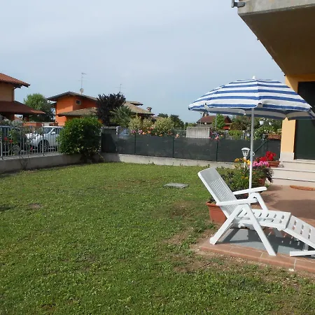 度假居 Il Glicine Sul Garda A Schiera